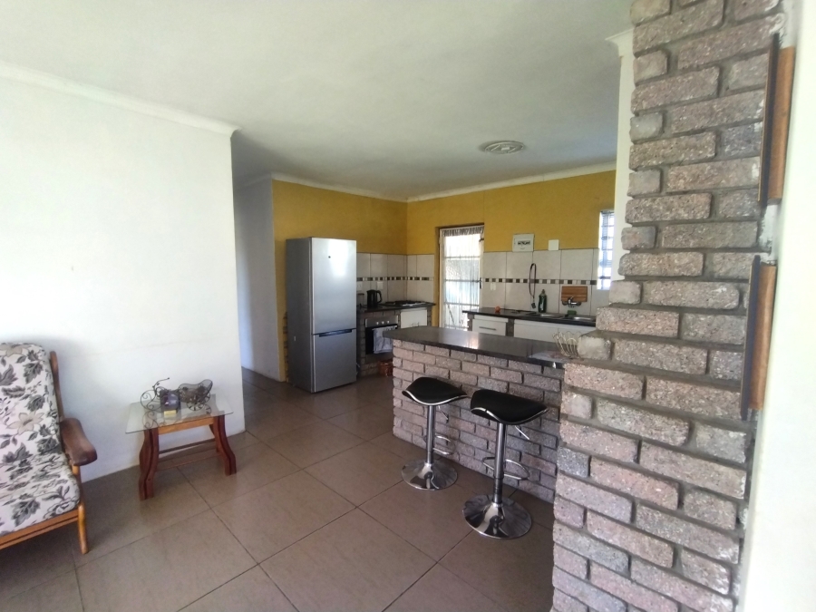 3 Bedroom Property for Sale in Silwood Heights Western Cape
